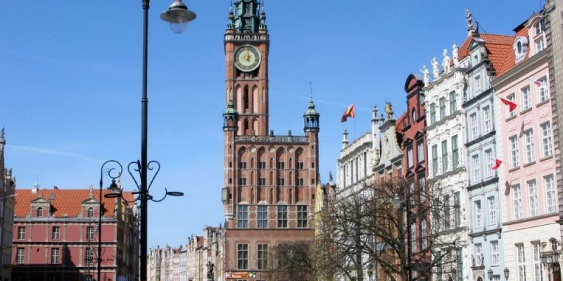 Pasowanie na ucznia w zabytkowych wnętrzach Ratusza Głównego Miasta Gdańska.