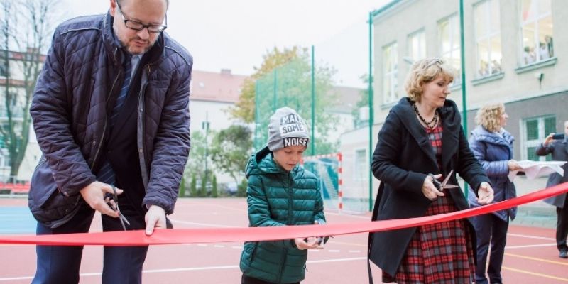 Dla maluchów i dla starszych uczniów –kolejne dwa boiska na mapie Gdańska