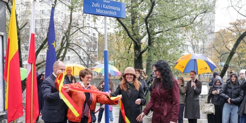 Stolica upamiętniła Zofię i Kazimierza Moczarskich: skwer w sercu miasta nosi ich imię