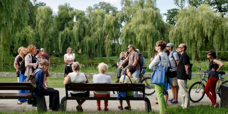 Poznaj Orunię, jej piękny park, tajemnicze historie i zabytkowe budynki