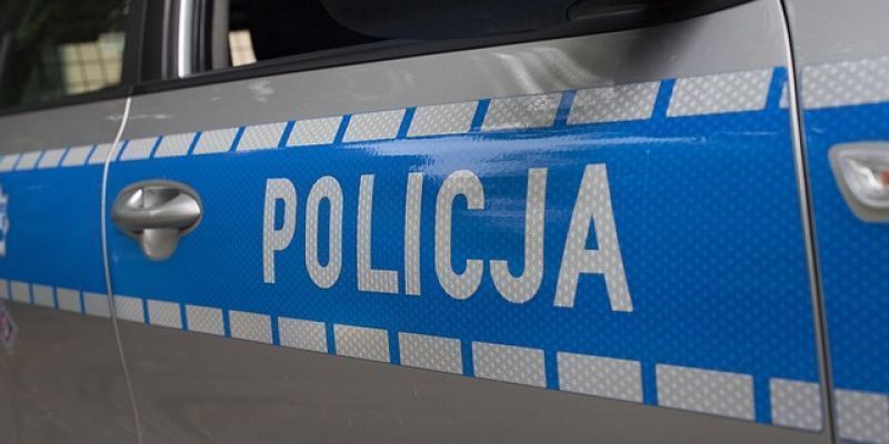 Oszustwo „na policjanta” na Bielanach. 19-latek zatrzymany na gorącym uczynku