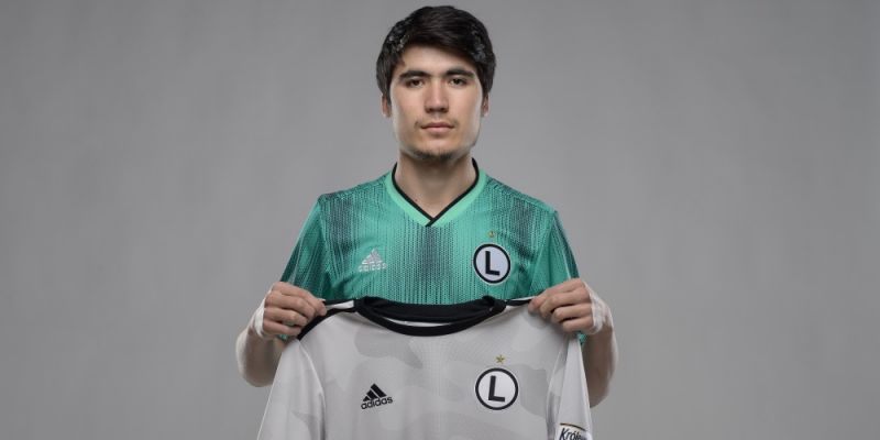 Pierwszy transfer Legii. Reprezentant Uzbekistanu na Łazienkowskiej