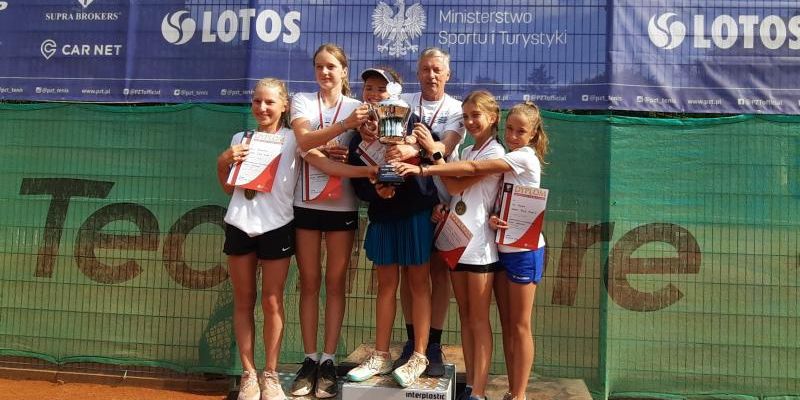 Skrzatki Sopot Tenis Klubu Drużynowymi Mistrzyniami Polski 2022!