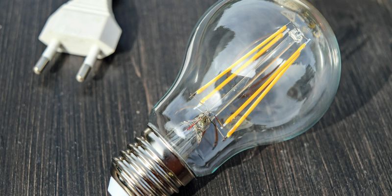 Potężna awaria energetyczna w Warszawie: przerwane dostawy prądu w czterech dzielnicach