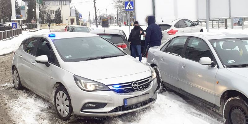 Uprowadzili 25-latkę i handlowali narkotykami. Zostali tymczasowo aresztowani