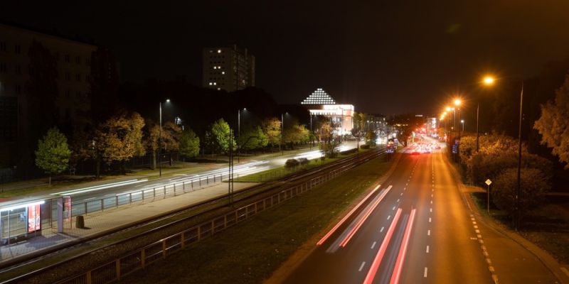 Coraz więcej ledowych lamp SAVA świeci w Warszawie.