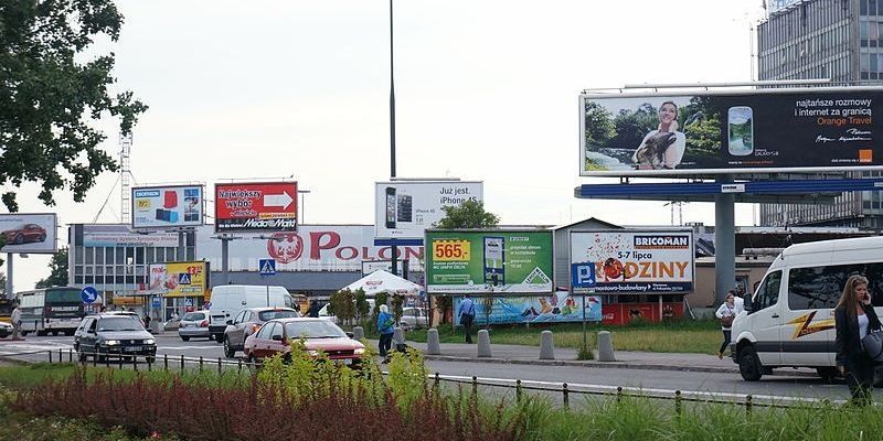 Budynki przestaną pełnić rolę wieszaków na reklamy