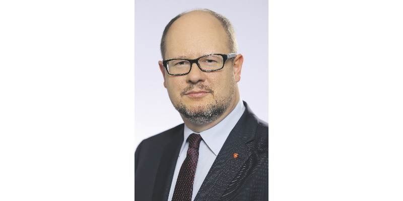 Prezydent Paweł Adamowicz walczy o życie