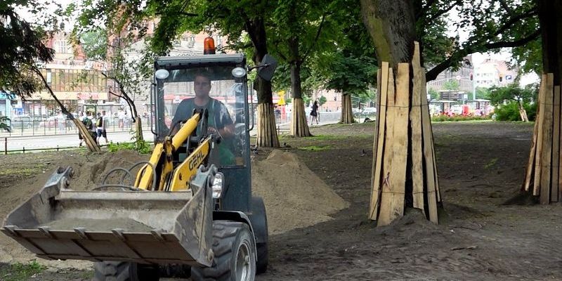 Skwer im. Polskich Harcerzy będzie gotowy już w sierpniu