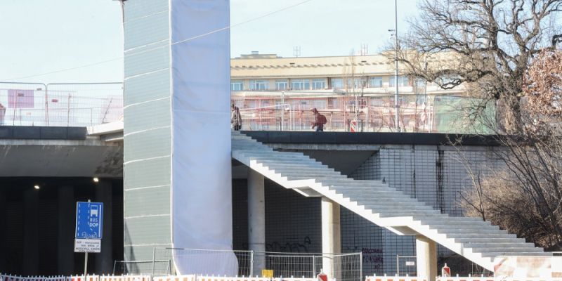 Na Placu na Rozdrożu pojawią się windy