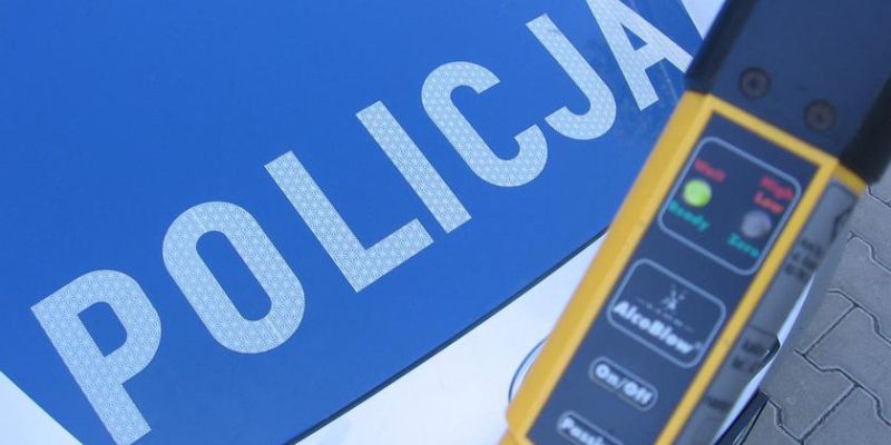 Policjant po służbie zatrzymał pijanego kierowcę i stał się bohaterem!