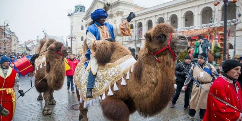 Tradycyjnie ulicami Warszawy przedzie Orszak Trzech Króli – zmiany w ruchu