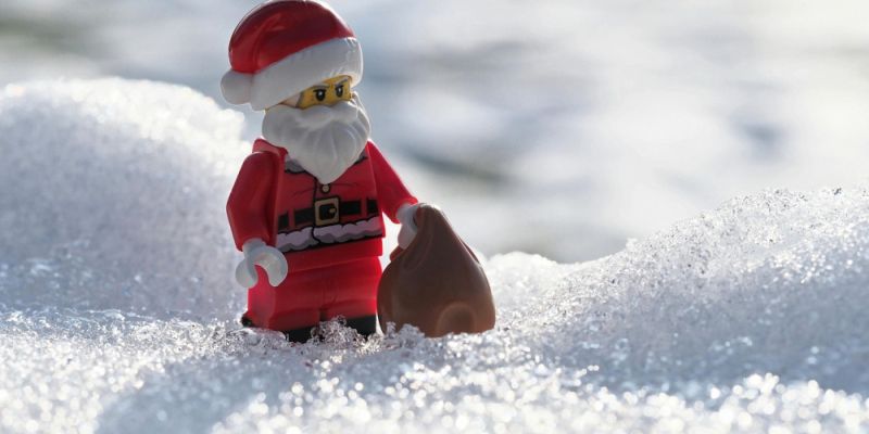 Mikołajkowa edycja „Klocków i figurek” na Ursynowie