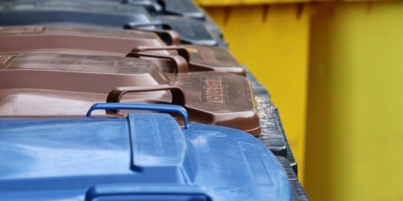 Od kwietnia wyższe opłaty za śmieci. Wracają „stare” stawki