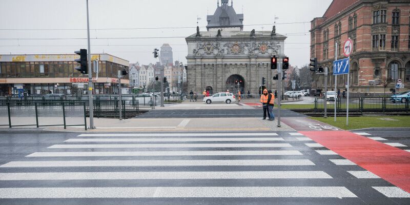 Śródmieście. Naziemne przejście dla pieszych przy Bramie Wyżynnej oficjalnie otwarte!