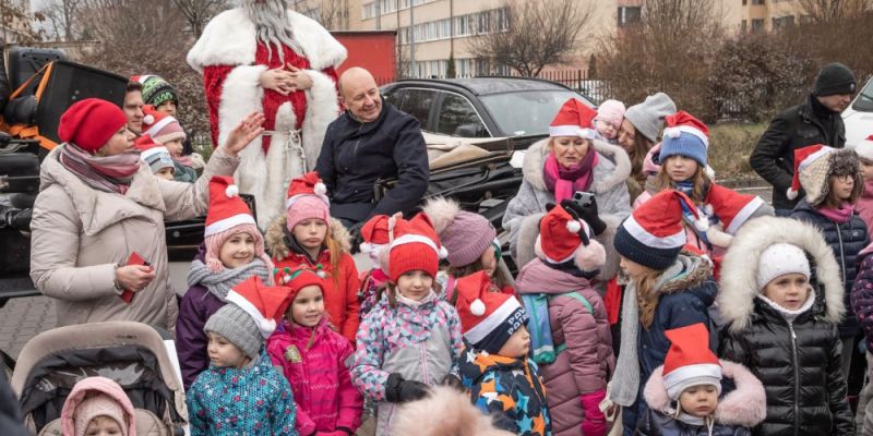 Konkurs mikołajkowy pt. „Ursusiaki na tropie makowca”