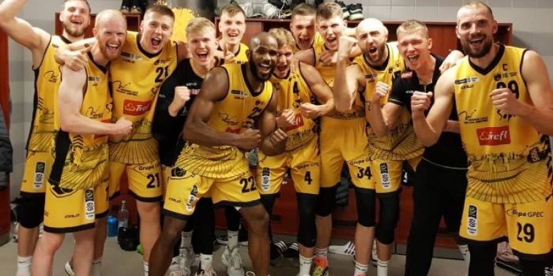 Pierwsze zwycięstwo w sezonie. Trefl Sopot - PGE Spójnia Stargard 91:81