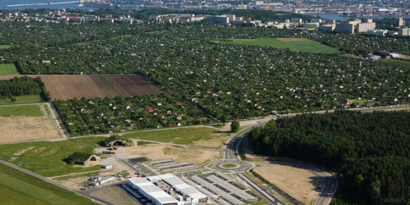 Kosakowo kupi lotnisko od syndyka