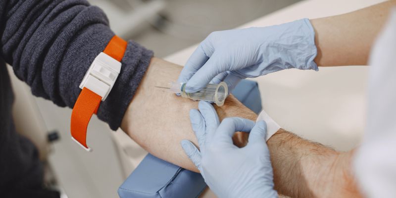 Targówek zachęca do oddawania krwi. Mobilny punkt stanie 9 grudnia