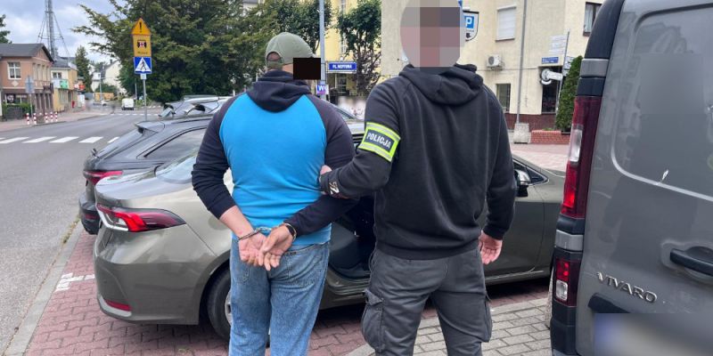 39-latek zatrzymany po napaści na 90-latkę. Był wielokrotnie poszukiwany