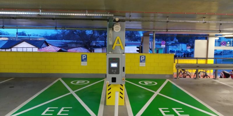 Jeszcze więcej energii na parkingach P+R