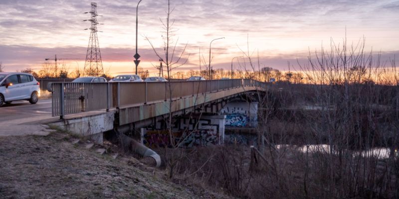 ZDM przebuduje most w ulicy Cieślewskich: przeprawa nad Kanałem Żerańskim zostanie wymieniona
