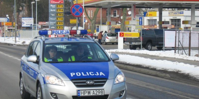 POLICJANCI ODZYSKALI SAMOCHODY SKRADZIONE NA TERENIE NIEMIEC