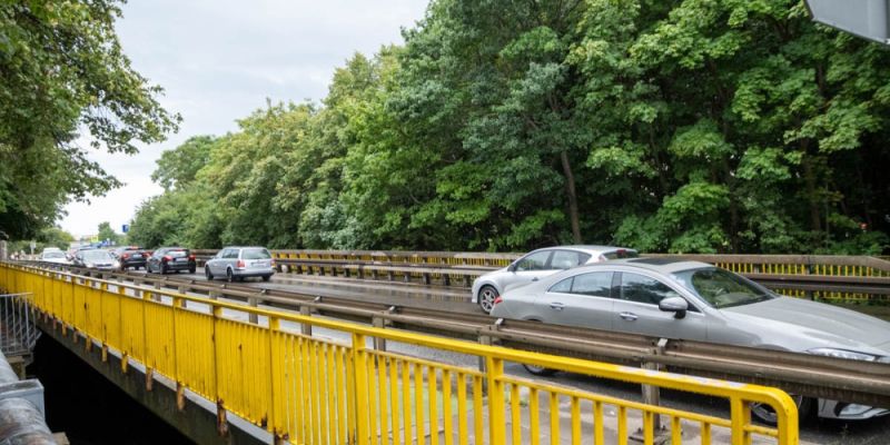Jest wykonawca rozbudowy ul. Płk. Dąbka w Gdyni. Powstanie nowy wiadukt i buspas