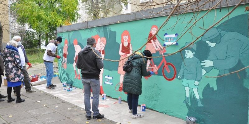 Powstaje mural opowiadający historię Muranowa