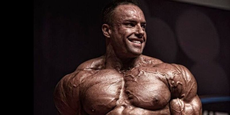 Josh Lenartowicz - weźmie udział zawodach Levrone Pro Classic