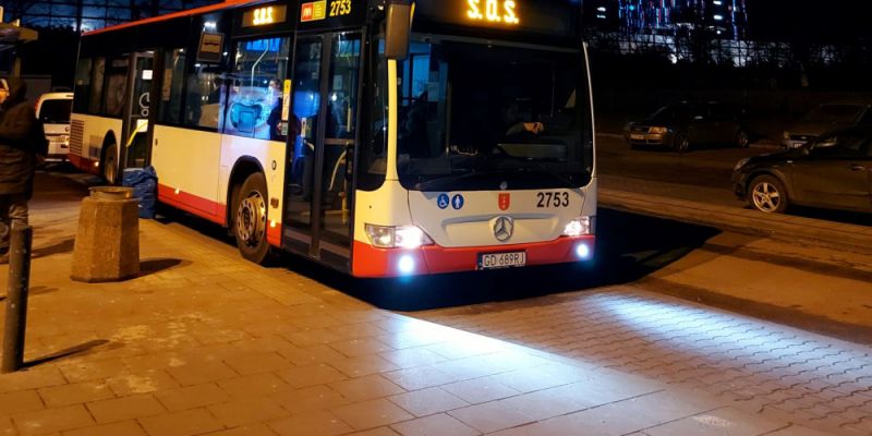 Konkretna pomoc w „autobusie SOS”