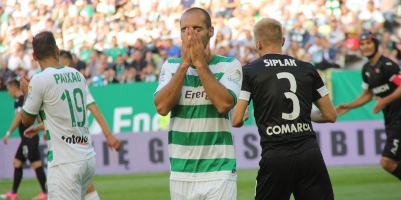 VAR pomógł, ale nie uratował. Lechia przegrywa z Cracovią