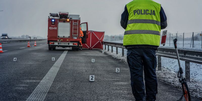 Śmiertelne potrącenie na trasie S-7 w miejscowości Stare Babki.