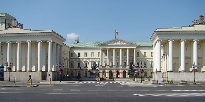 Mobbing w COP. Urzędnicy kontrolowali... rozmiar biustu podwładnych