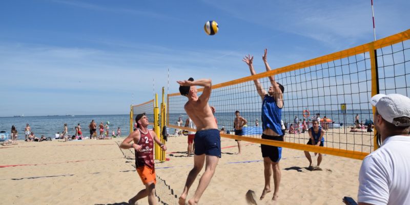 Pierwsze turnieje siatkówki plażowej „Zagraj o zdrowie” już w lipcu