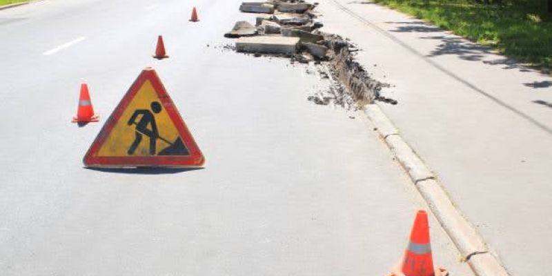 Weekendowa wymiana nawierzchni na ulicy Marszałkowskiej