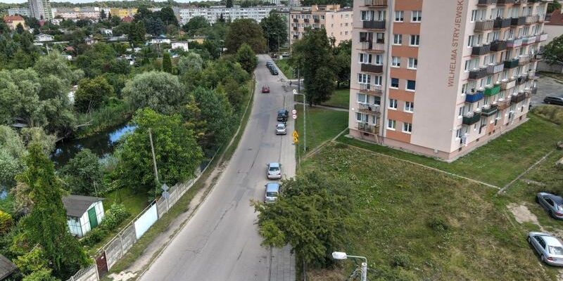 Budowa sieci kanalizacyjnej na ul. Stryjewskiego. Zmiany w ruchu