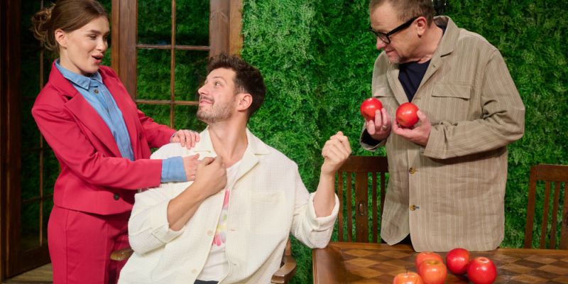 Rodzinne sekrety na scenie Teatru Capitol. Gwiazdorska obsada w nowym spektaklu "Pół żartem..."