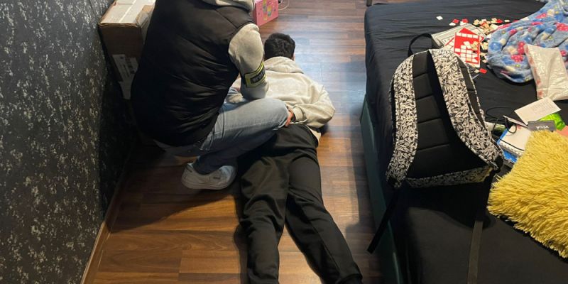 Oszustwa na pracownika banku: rozbito grupę wyłudzającą pieniądze ze wspólnot mieszkaniowych