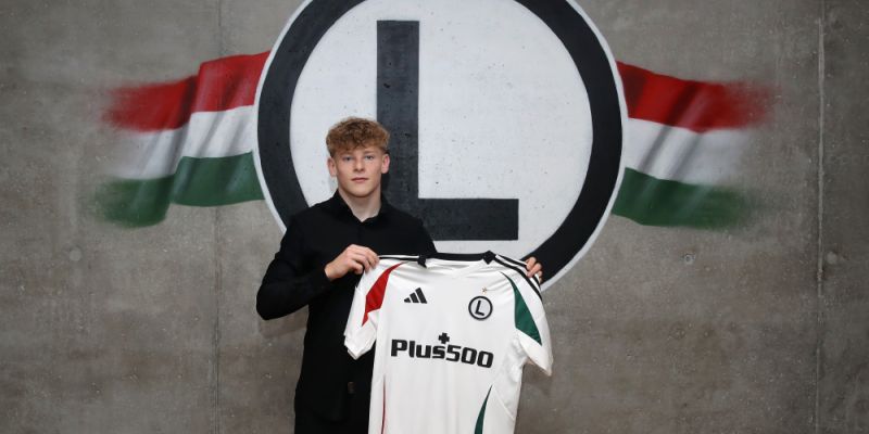 Samuel Kovačik na dłużej w Legii