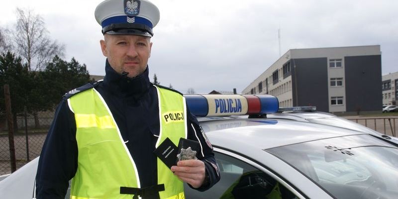 Policjant po służbie zatrzymał pijanego kierowcę