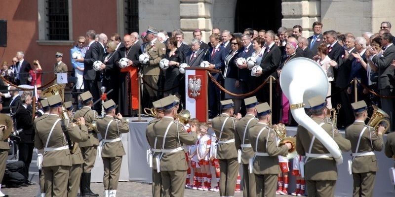 Marsz Konstytucji 3 Maja przejdzie dziś przez Warszawę