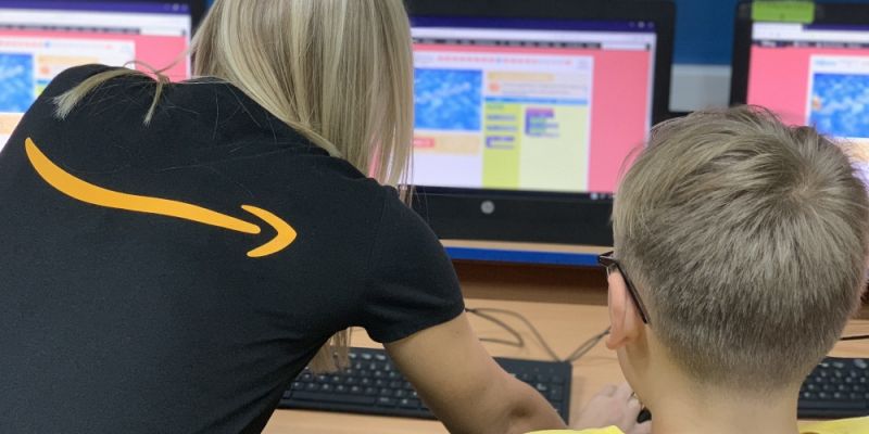 Godzina Kodowania z Amazon