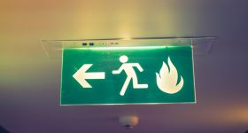 Publiczność Teatru Muzycznego ewakuowana. Alarm podczas spektaklu „Quo Vadis”