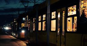 Zimowa zmiana czasu. Co z nocnymi autobusami i SKM?