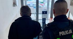 69-latek skazany za przestępstwo seksualne zatrzymany przez policję w Żukowie